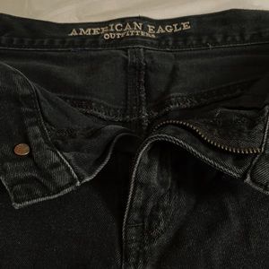 🌑Black American Eagle ripped denim shorts💫